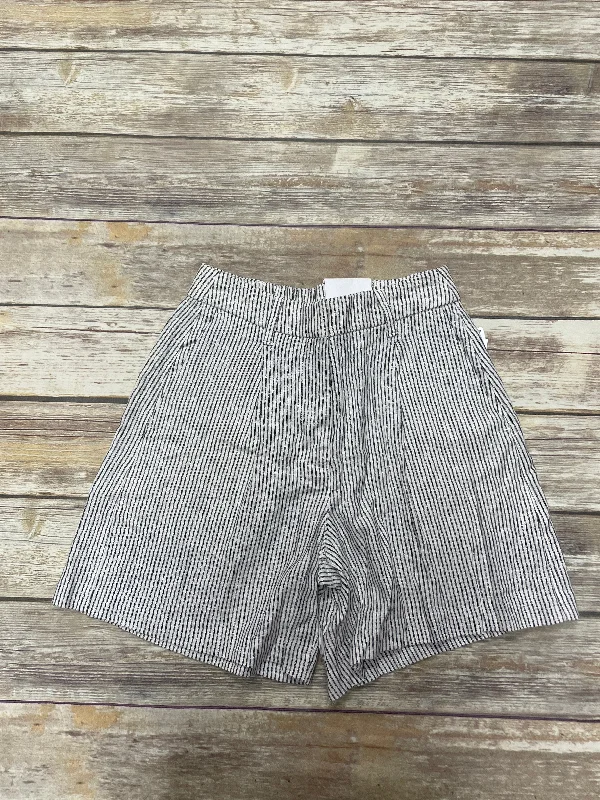 Striped Pattern Shorts Old Navy, Size Xs