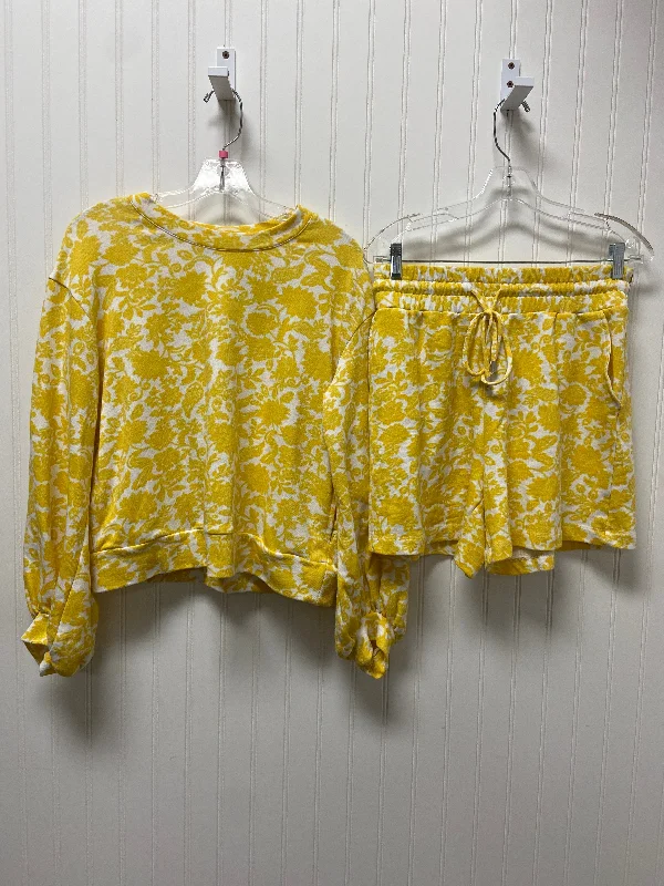 White & Yellow Shorts Set Who What Wear, Size S