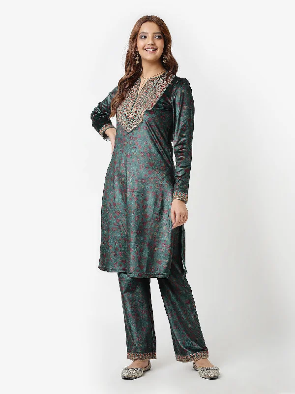 Green Printed Velvet Kurta Set with Brass Work and Zari Work