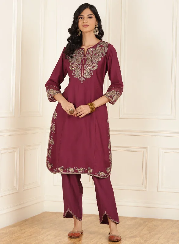 Pink Embroidered Chanderi Kurta Set