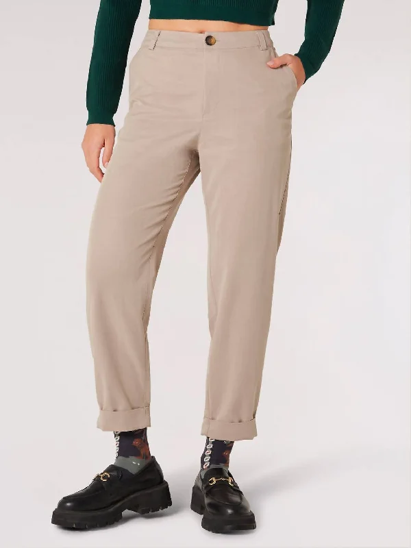 Soft Chino Pants In Khaki